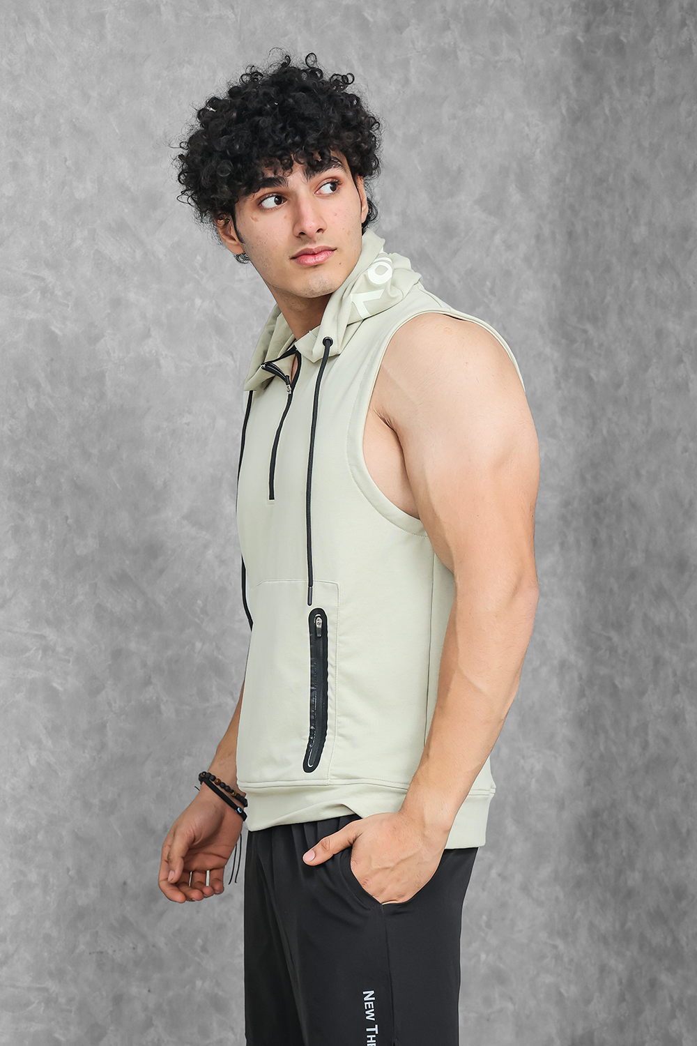 Sleeveless hoodie training sale