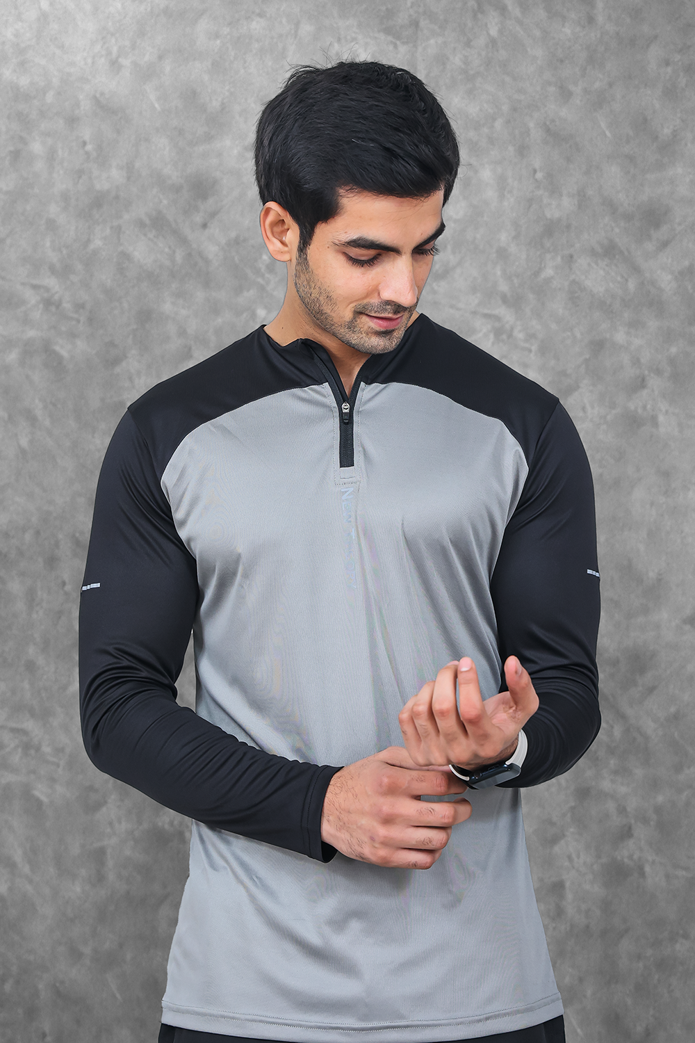 Active Two-Tone 1/4 zip - Grey/Black