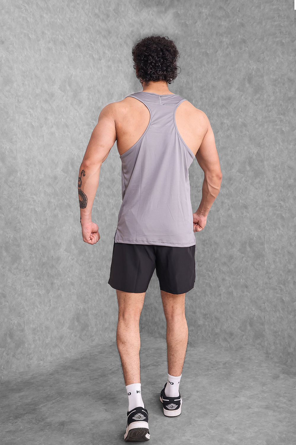 Insignia Stringer - Grey