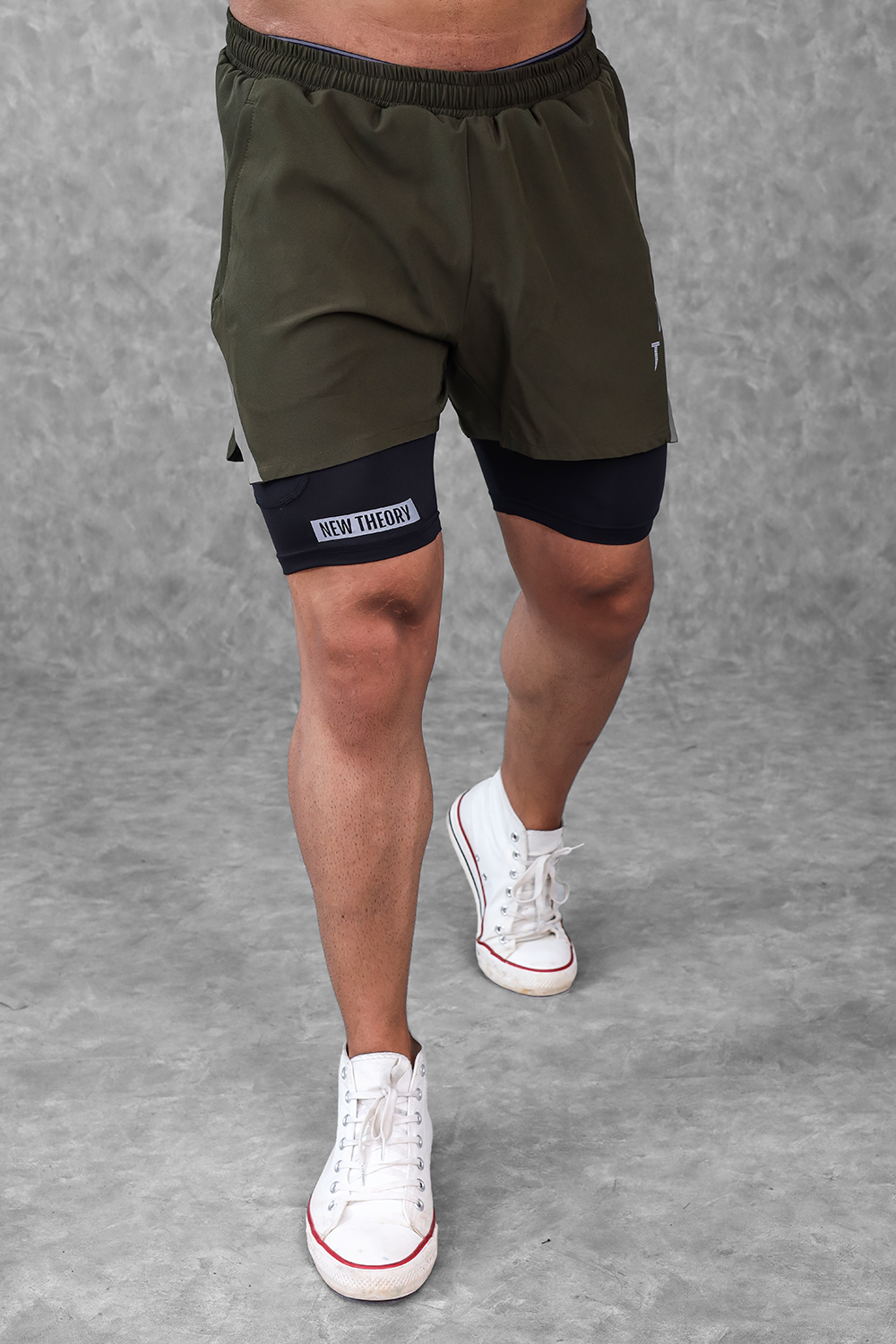 Critical performance Shorts 5 Inch  - Olive