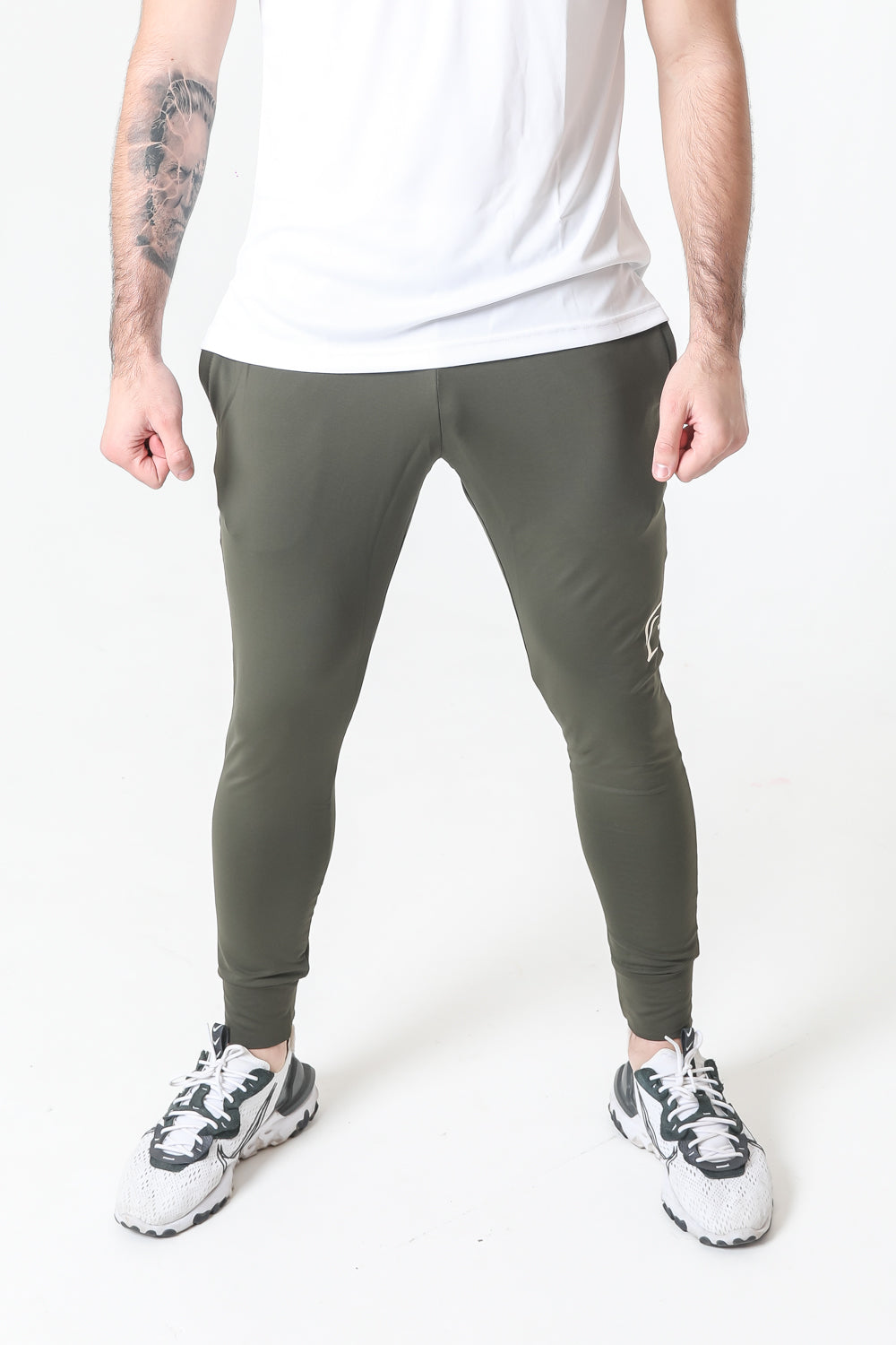 Kryjer X NTC Essential Jogger - Olive