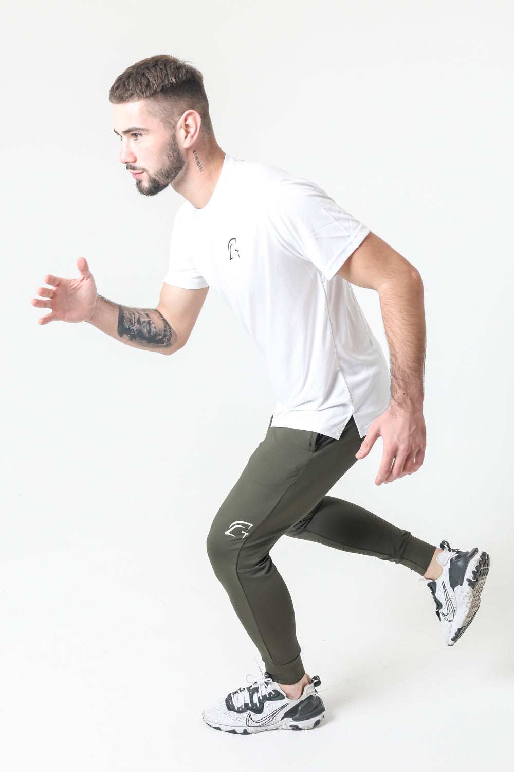 Kryjer X NTC Essential Jogger - Olive